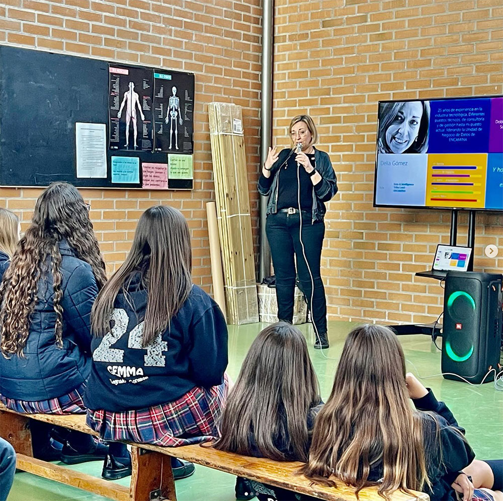 Visitamos el Colegio Sagrado Corazón de Meliana 