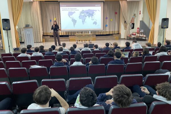 #78 Visitamos el Colegio Dominicos en Valencia