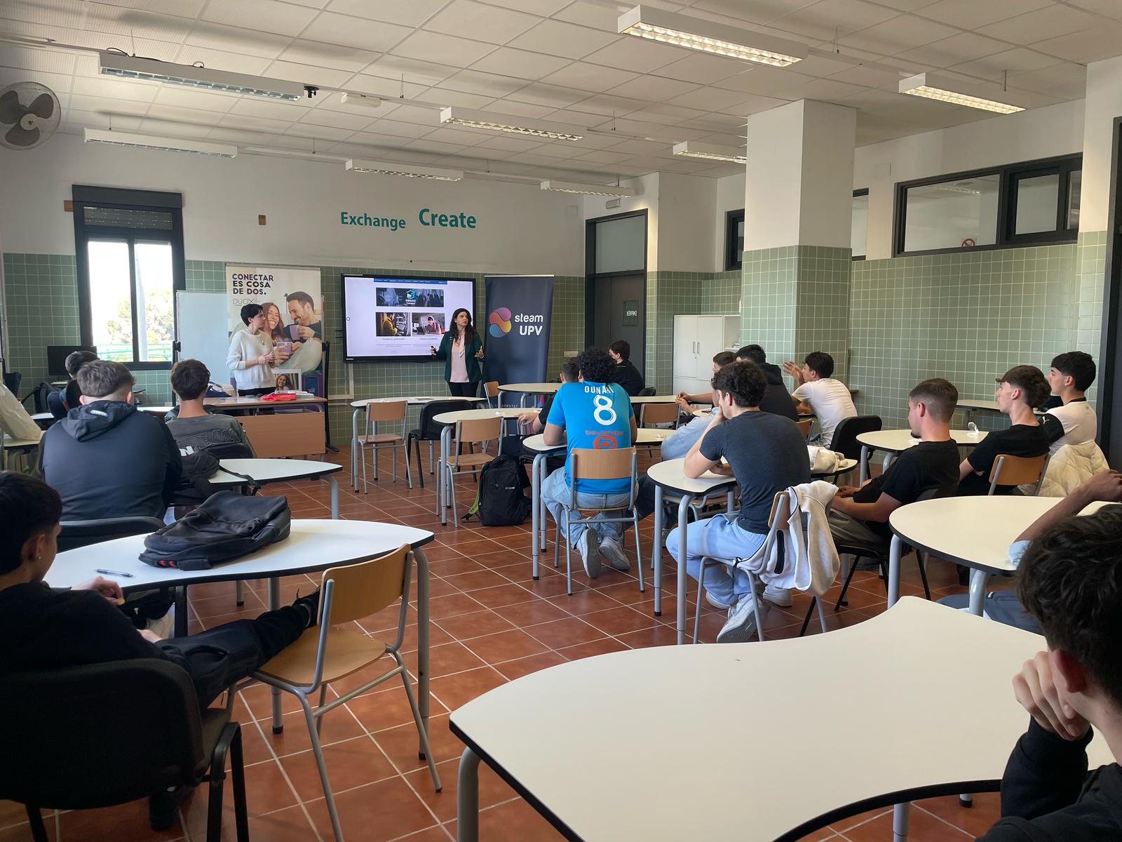 #44 Visitamos el IES 25 d’Abril en Alfafar