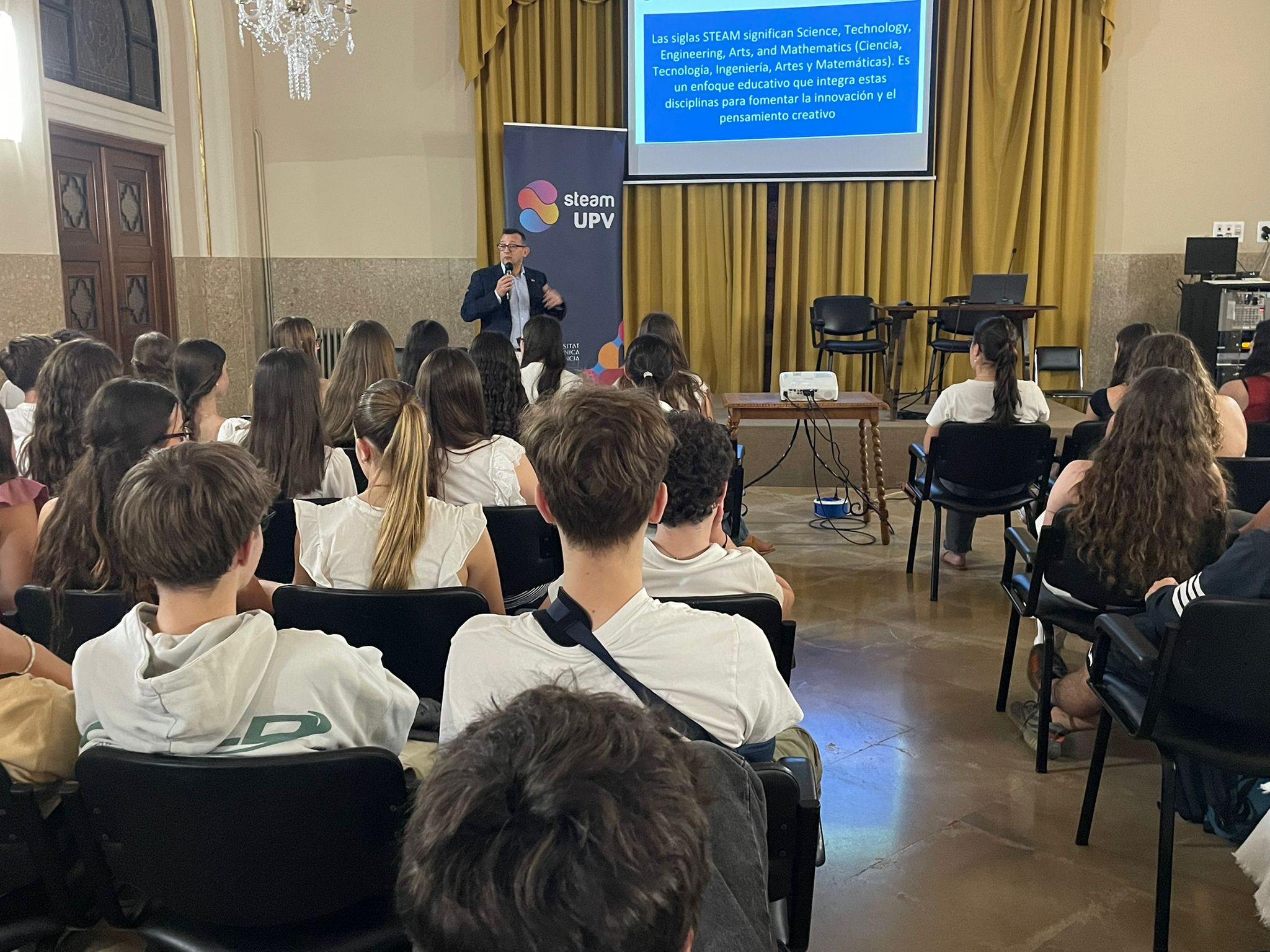 #48 Visitamos el Colegio Sagrado Corazón Esclavas en Valencia