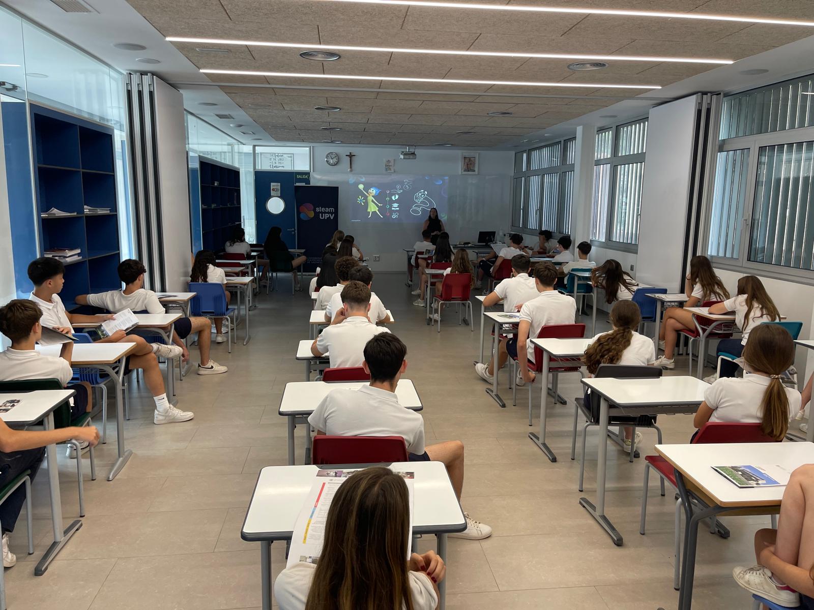 #52 Visitamos el Colegio Edelweis School en Godella