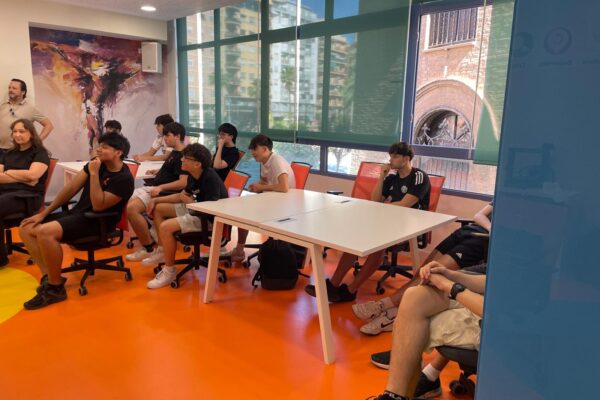 #98 Visitamos el Colegio Inmaculado Corazón de María en Valencia